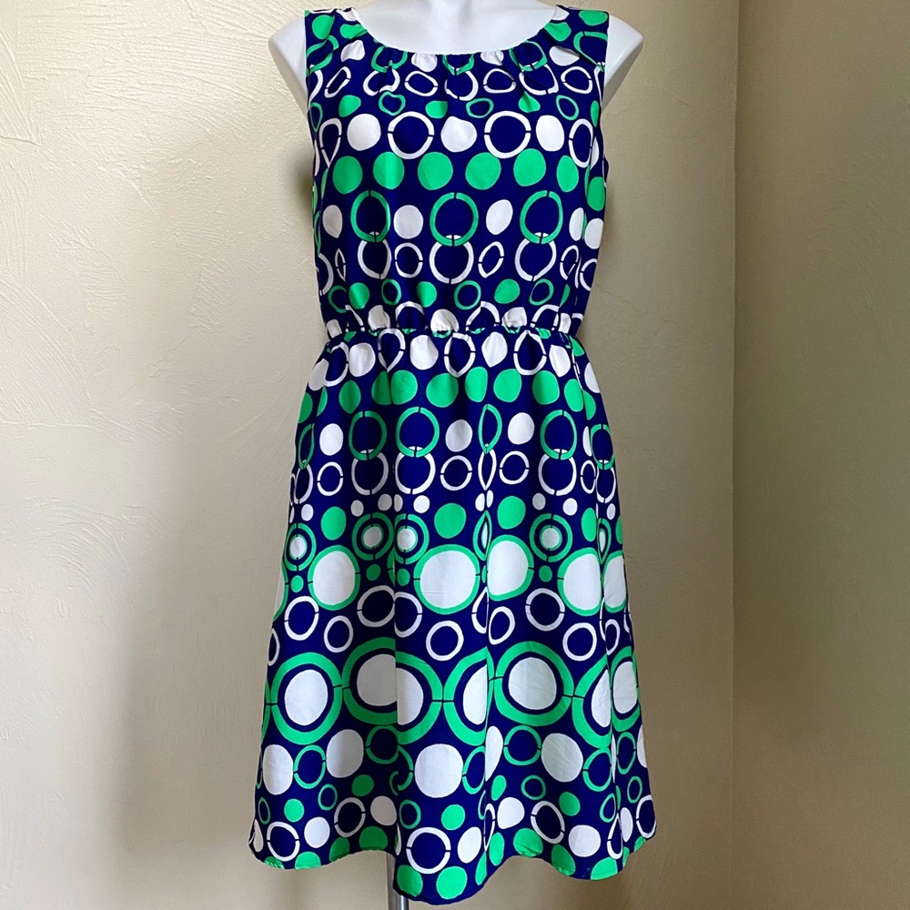 Banana Republic circle pattern dress